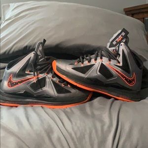 Lebron 10 Lava’s. Size 11.